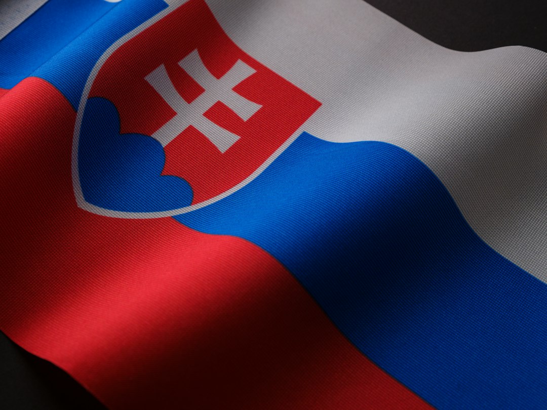 Myslíš si, že štátne symboly máš zo školy v malíčku? Otestuj sa zo znaku, vlajky, pečate aj hymny