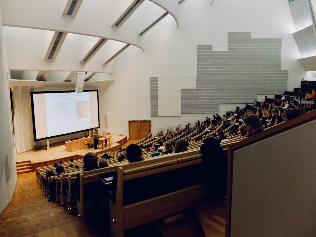 Slovenské univerzity: spoznáš slang internát, skúšky a index?