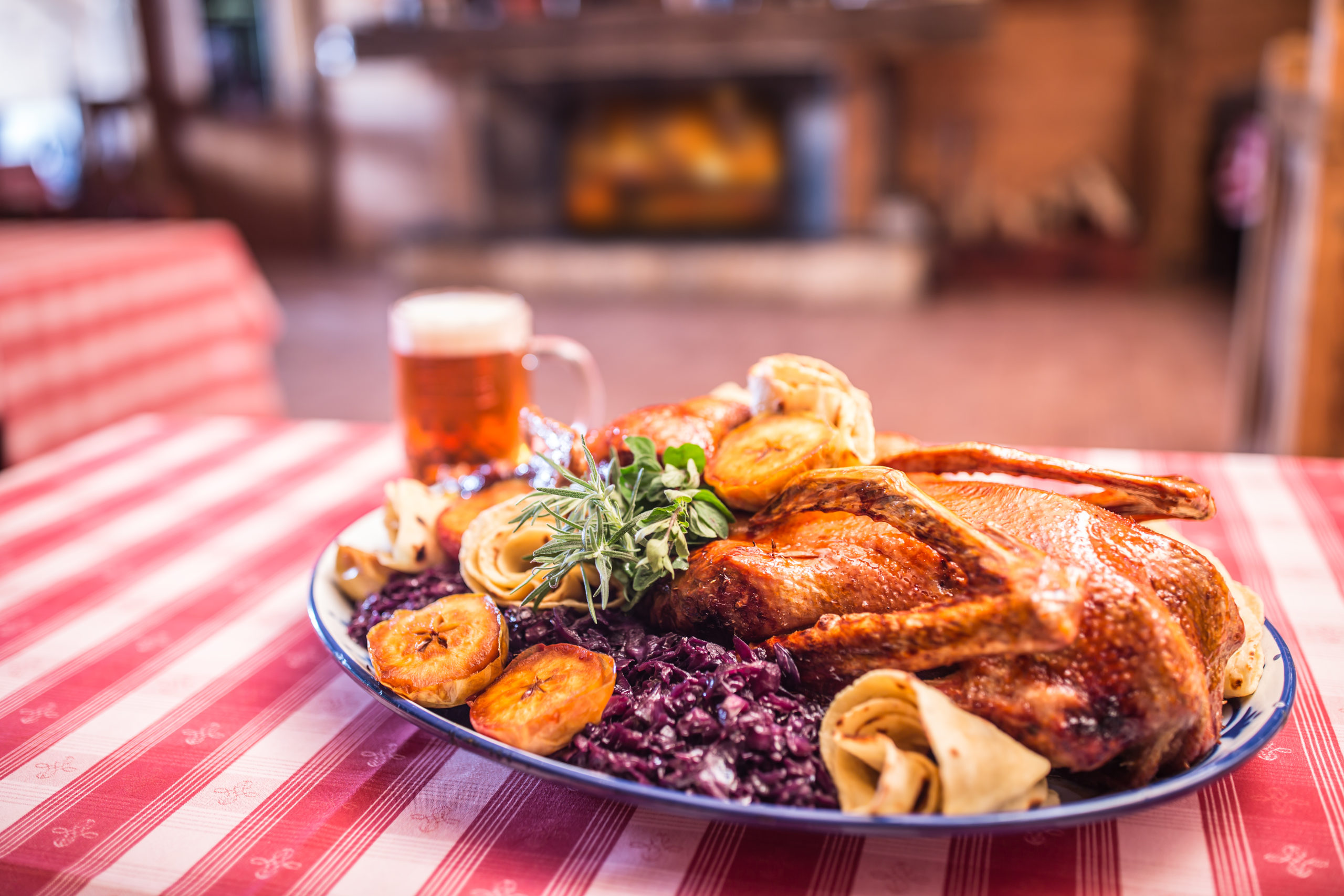Pouličné a fastfoodové jedlá po slovensky: langoš, cigánska, hranolky